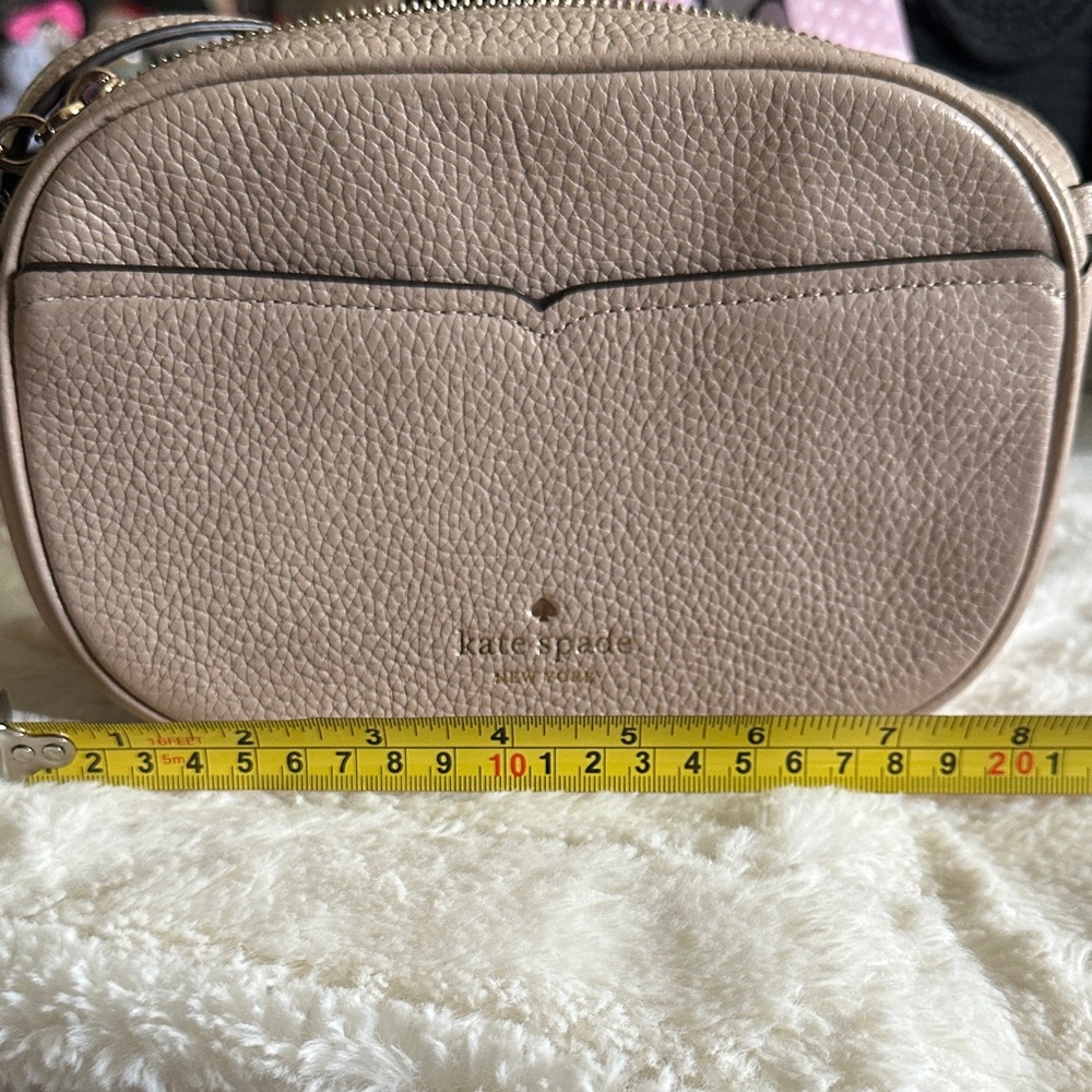 Kate spade Elegant Beige Crossbody Bag NWT - Picture 3 of 13